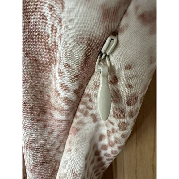 St. John Womens Silk V Neck Faux wrap Pink Snakeskin Print Sleeveless Top Size 4 - Picture 5 of 7